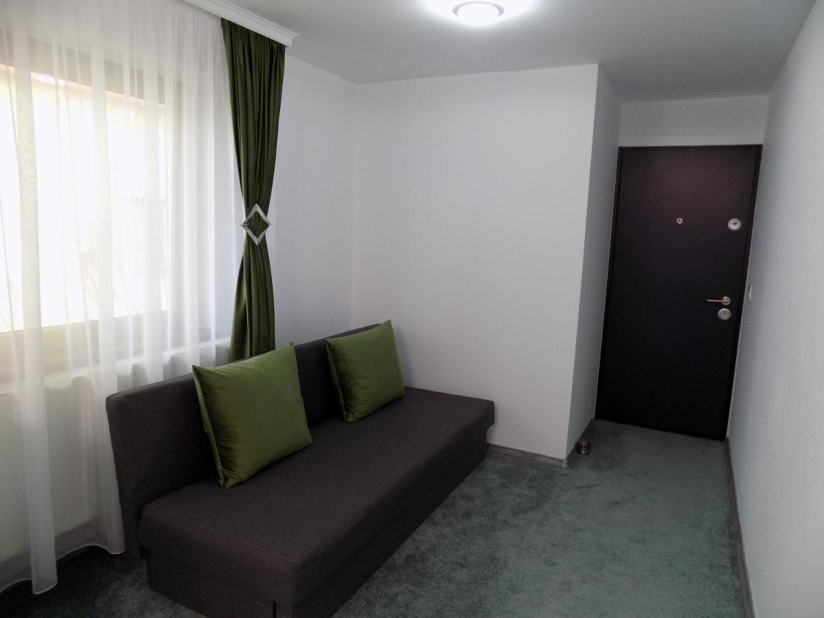 Casa Tiky Hotel Timisoara Exterior photo
